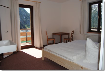 Gemütliches Zimmer in der Dominikushütte